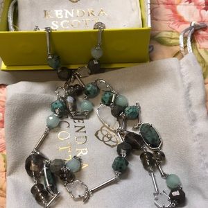 Kendra Scott sliver stone  necklace